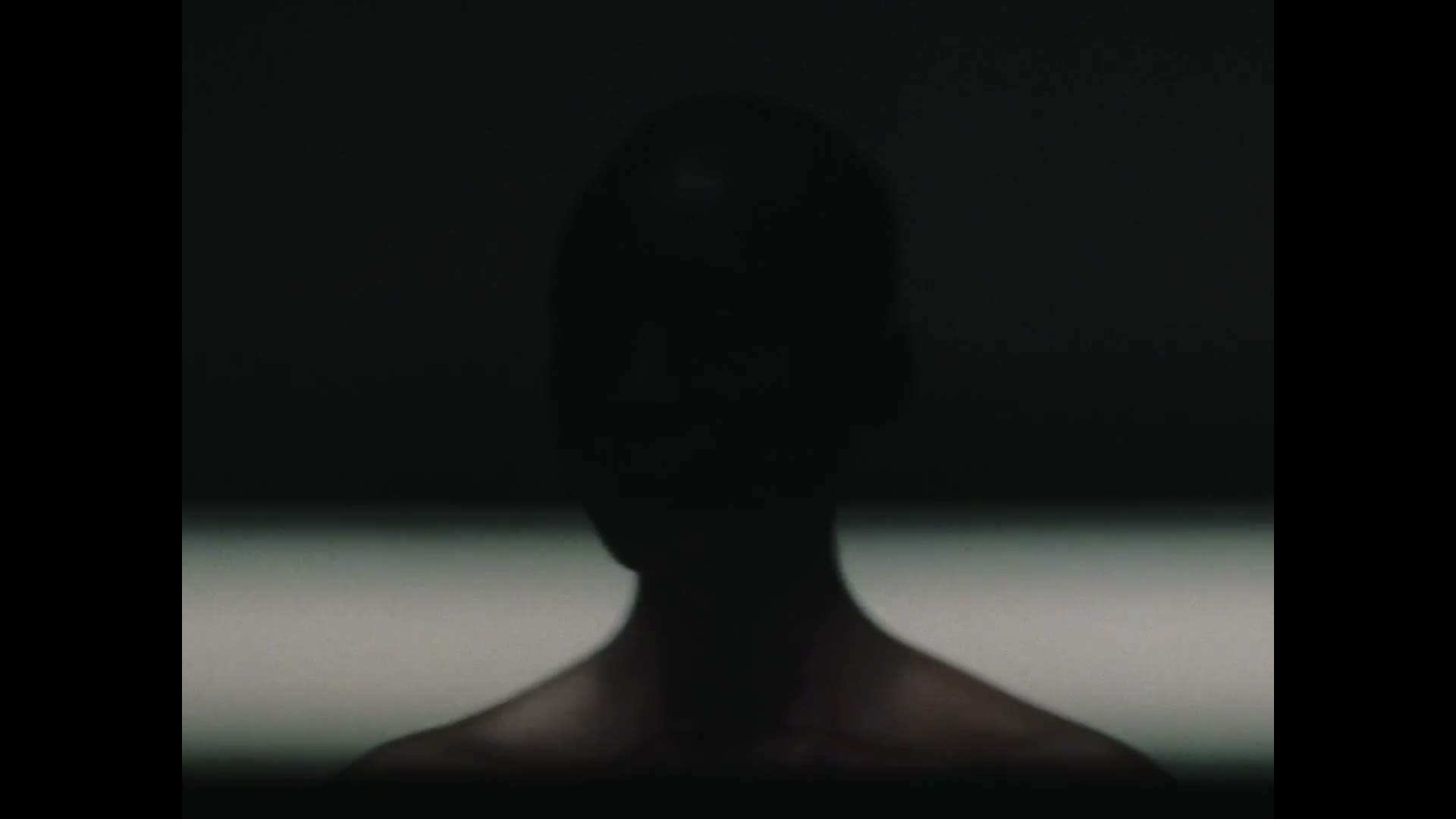 Elena Velez – HOW'S MY DRIVING?